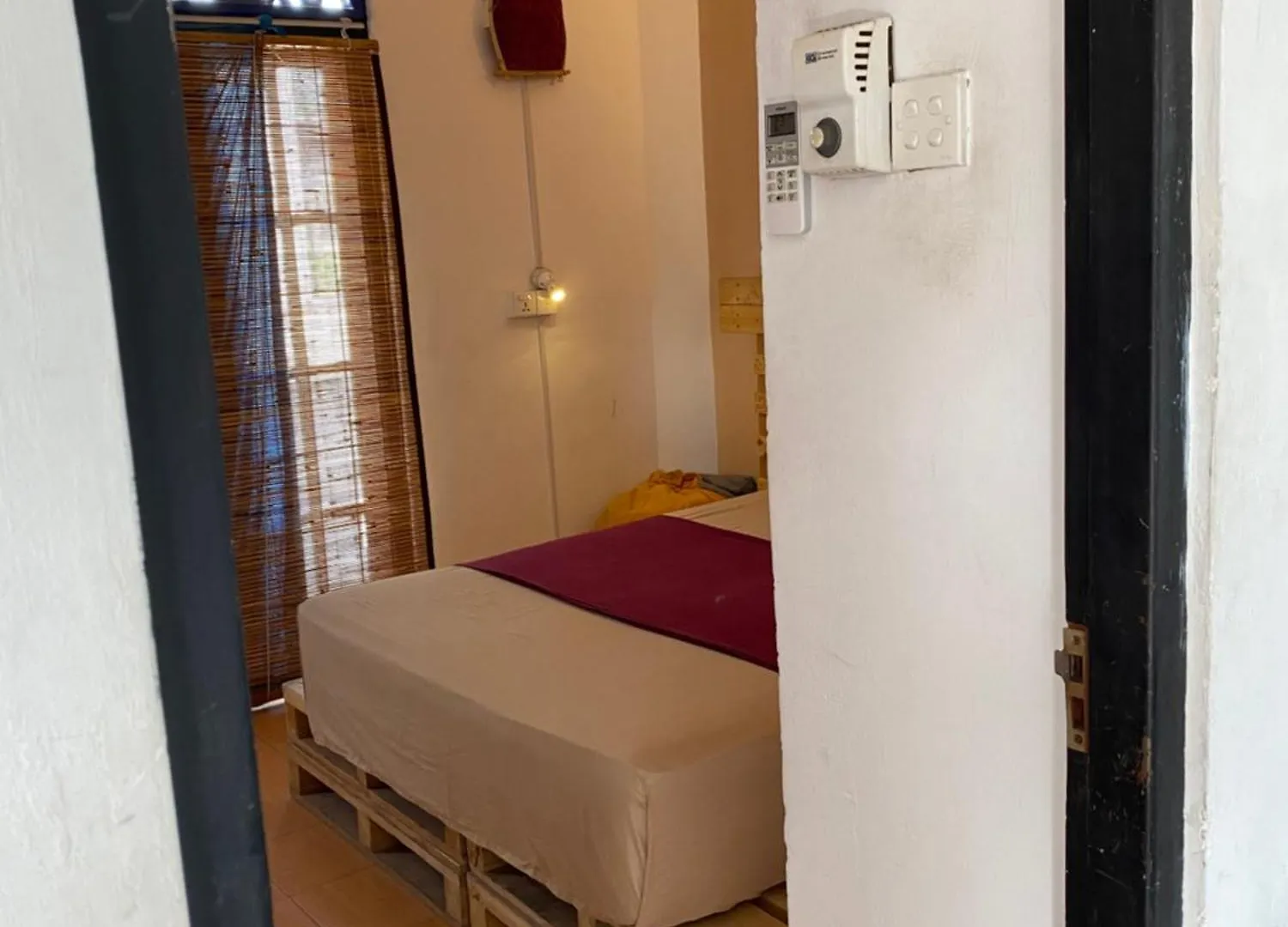 Seconds Hostel - Colombo Sri Lanka