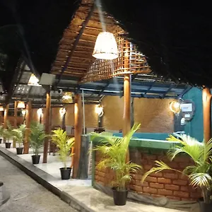 The Nature Park Station touristique Sigirîya