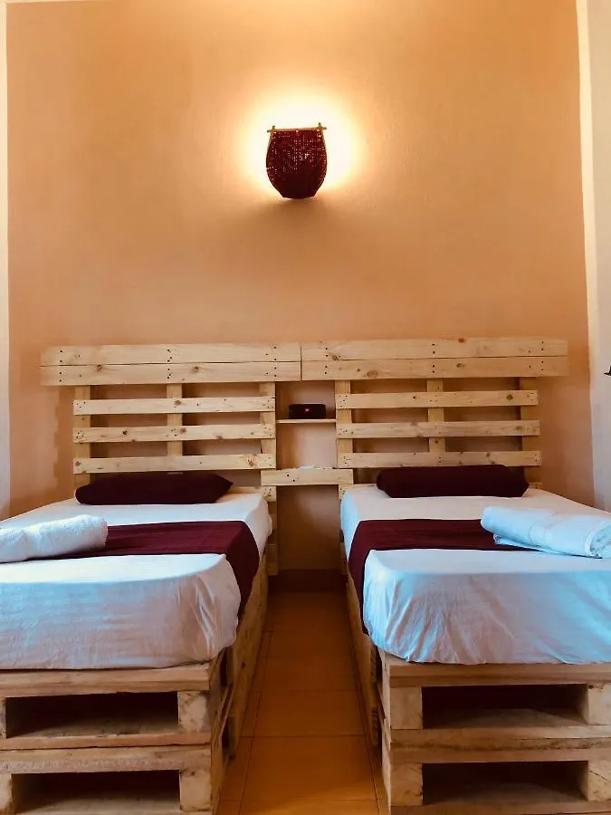 Seconds Hostels Colombo